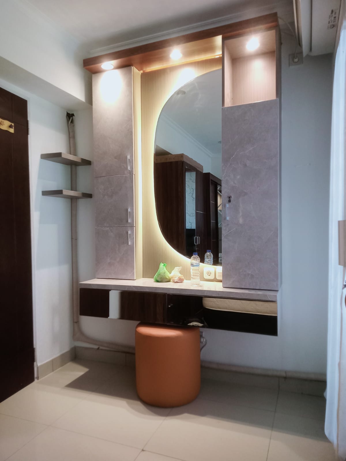 Dijual/Disewakan Apartemen Metropolis Tipe 1BR Full Furnish di Tenggilis Surabaya Timur - Thumbnail 2
