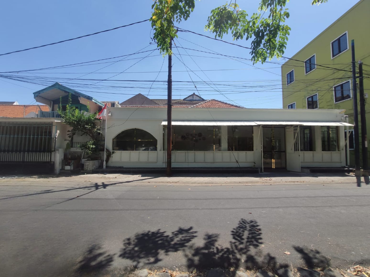 Dijual Rumah Cocok Untuk Usaha di Ngagel Tama Surabaya Timur - Image 1