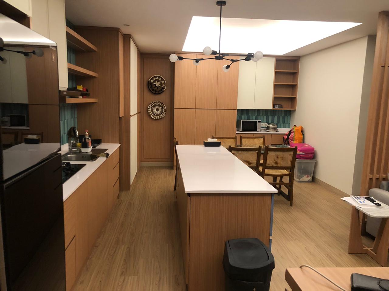 Disewa Apartemen Strategis Furnish Grand Sungkono Surabaya Barat - Thumbnail 4