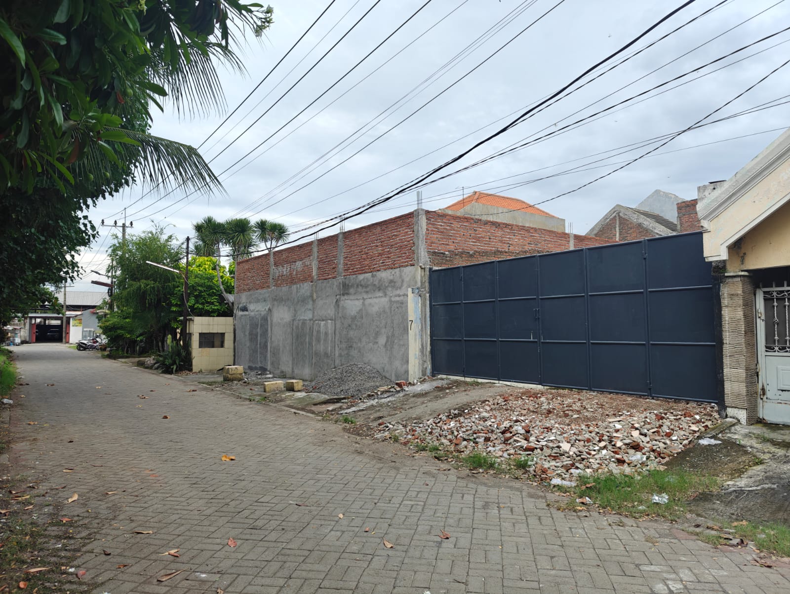 Disewa Tempat Usaha Strategis di Raya Tengger Kandangan Surabaya Barat - Image 1