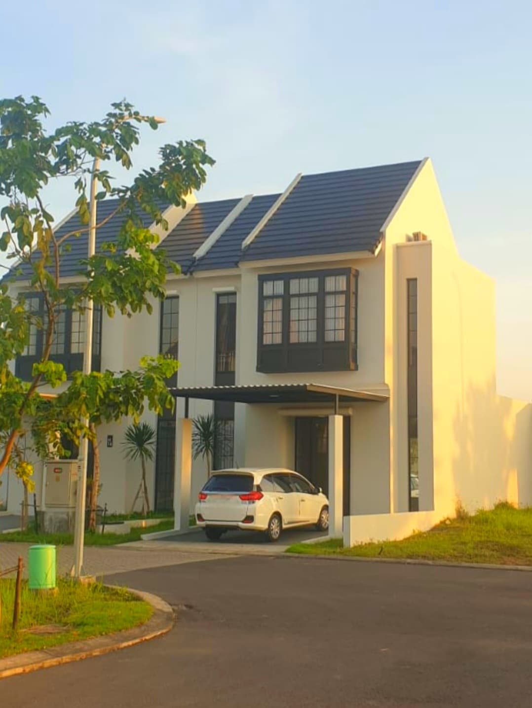 Rumah minimalis Citraland CBD Driyorejo, Gresik - Image 1