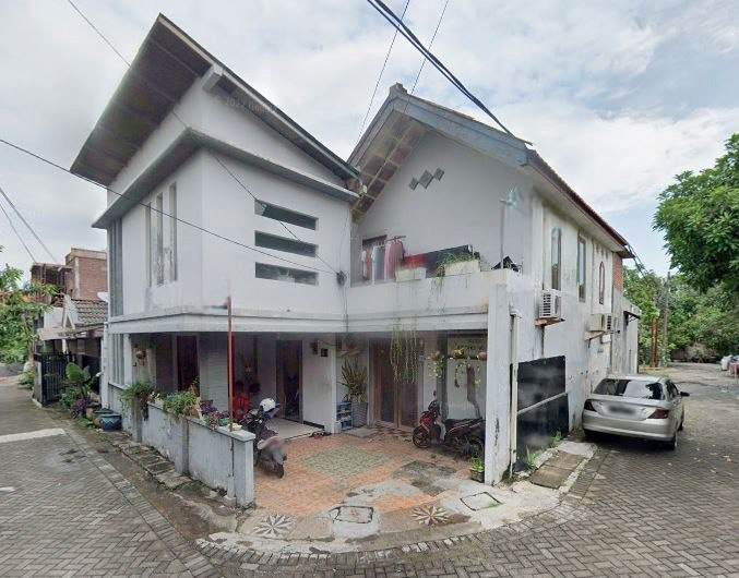Dijual Rumah Posisi Hook di Babatan Indah Wiyung Surabaya - Image 1