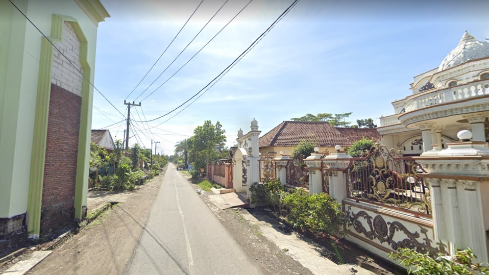 Rumah Mewah Dijual Lelang Harga Murah Dekat Stasiun di Kendalsari Jombang - Thumbnail 3