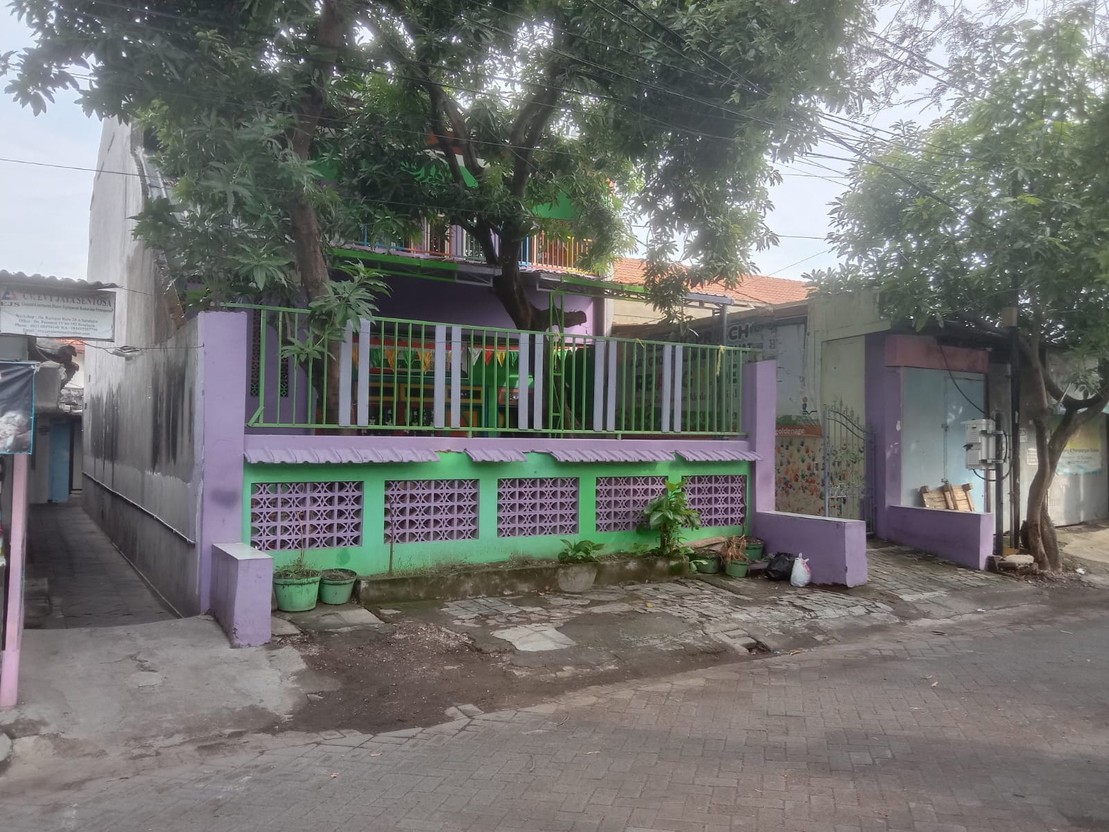 Disewakan Rumah Usaha Lokasi Strategis Petemon Surabaya Barat - Image 1