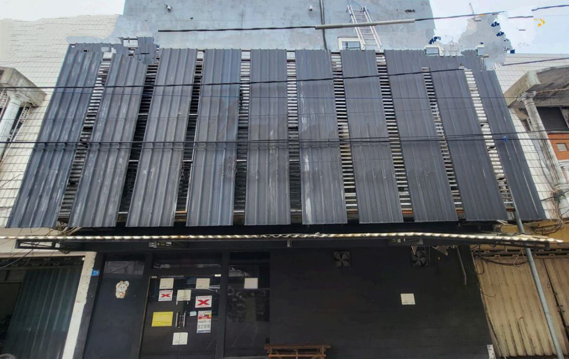 Dijual Ruko Lelang 2 Lantai Lokasi Strategis di Darmo Park Surabaya - Image 1