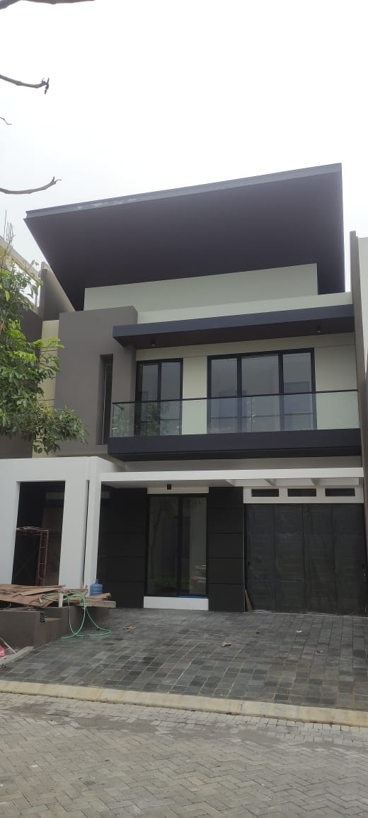 Rumah Mewah Dijual di Kawasan Ekslusif Woodland Citraland Surabaya Barat - Thumbnail 4