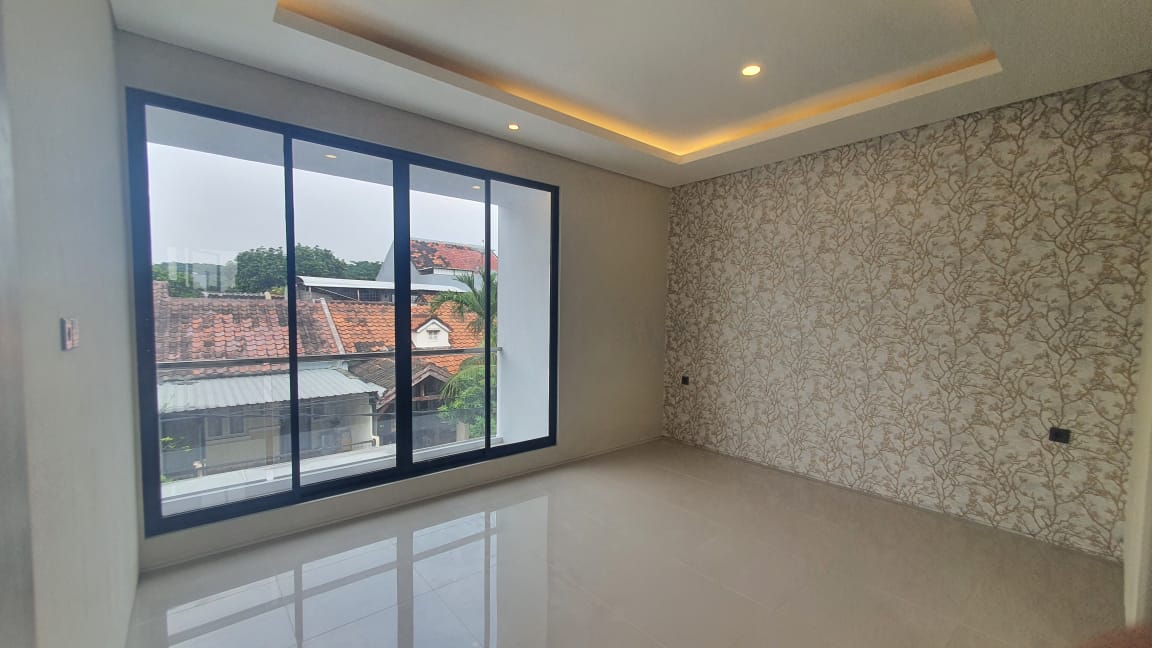 Dijual Cepat Rumah Modern Minimalis di Bukit Palma Citraland Utara Surabaya Barat - Thumbnail 2
