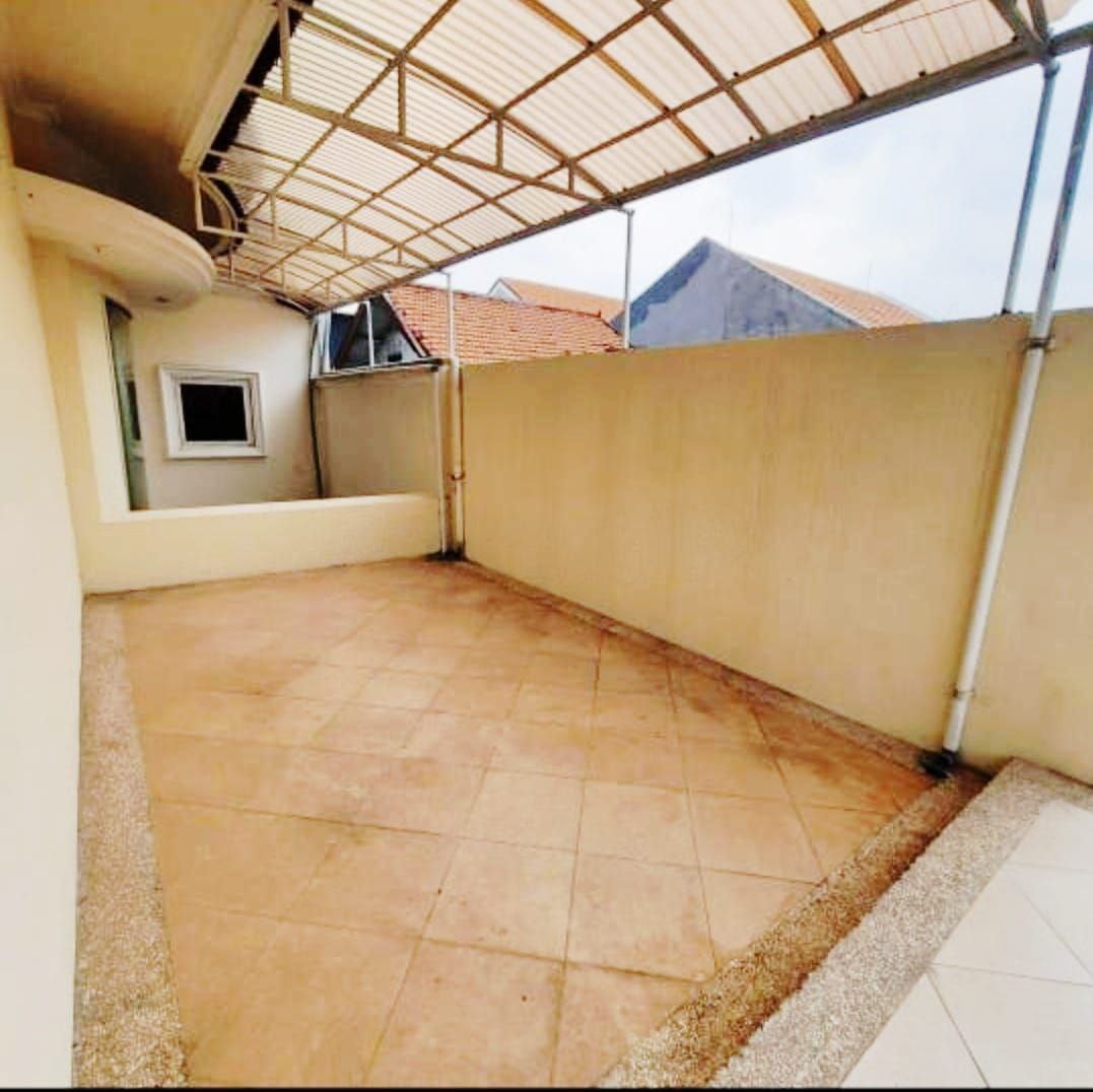 Dijual/Disewa Rumah Lokasi Strategis Siap Huni Tenggilis Surabaya Selatan - Thumbnail 4