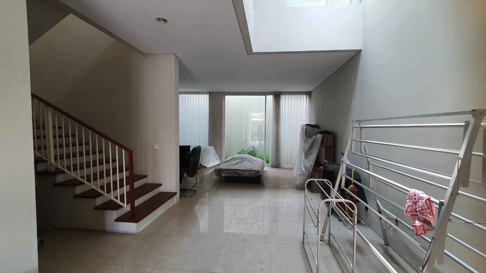 Dijual Rumah Nyaman di Greenlake Surabaya Barat - Thumbnail 3