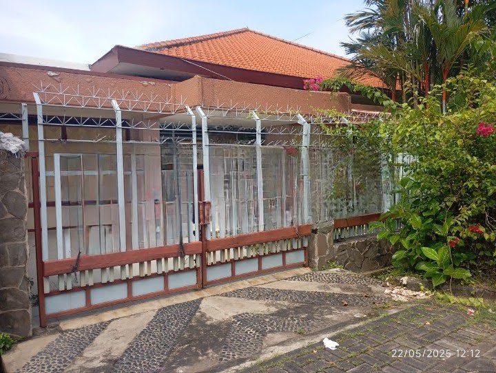 Dijual Rumah Mewah Luas Elegan di Gayungsari Barat Surabaya Selatan - Image 1