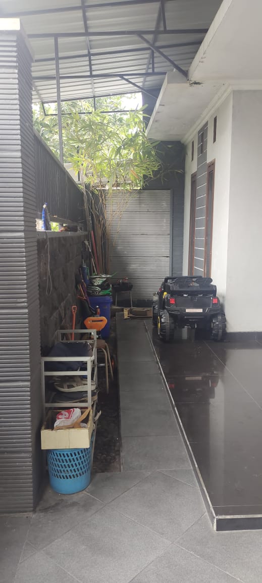 Dijual Rumah Luas dan Strategis Turun Harga di Margorejo Tangsi Surabaya Selatan - Thumbnail 2