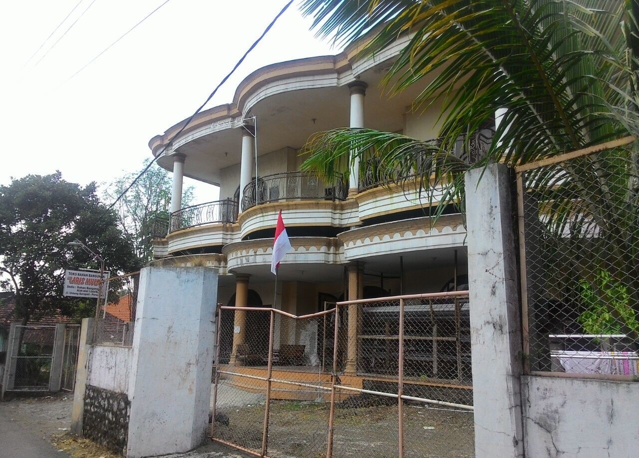 Dijual Lelang Rumah Strategis Dekat Jalan Raya Gempol Pasuruan - Image 1