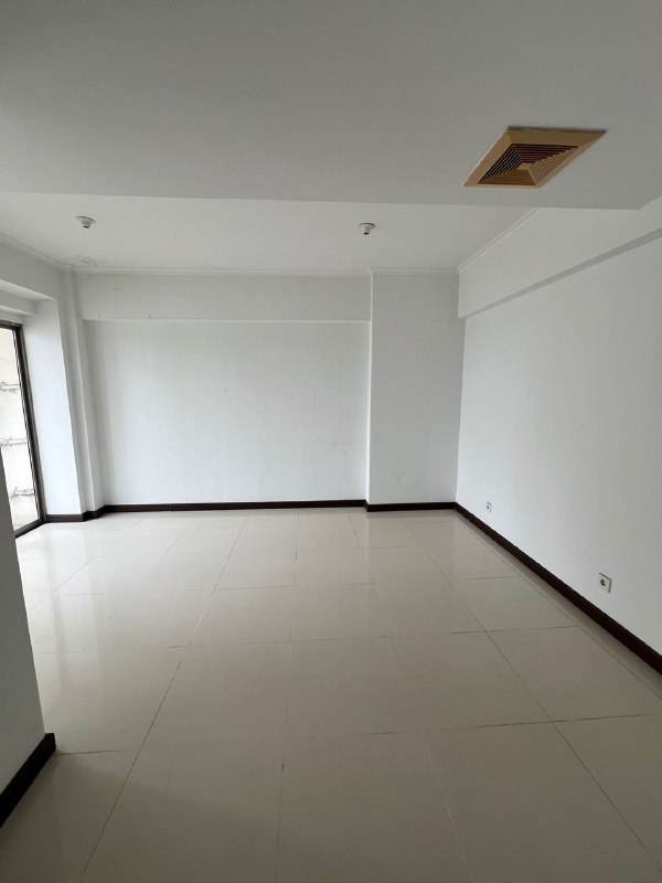 Dijual Apartemen View Kolam Siap Huni Lokasi Strategis di Waterplace Tower B Surabaya Barat - Thumbnail 4