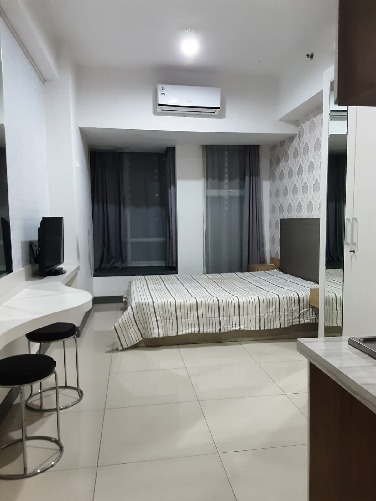 Jual Apartemen Studio Full Furnished Anderson Connecting Supermall Surabaya - Image 1