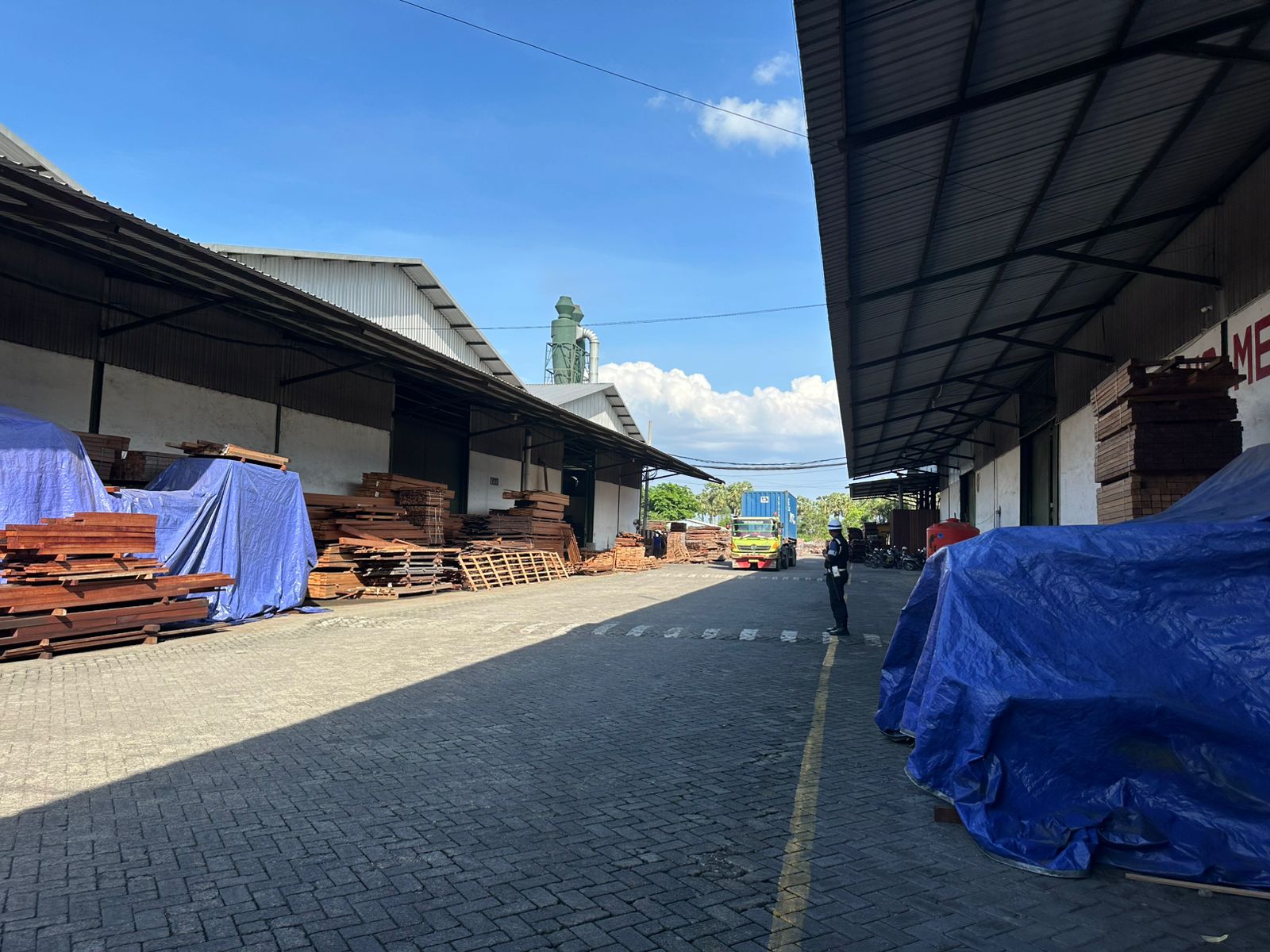 Gudang Luas Disewakan Cocok Untuk Manufaktur & Logistik di Kawasan Industri Gresik - Thumbnail 2