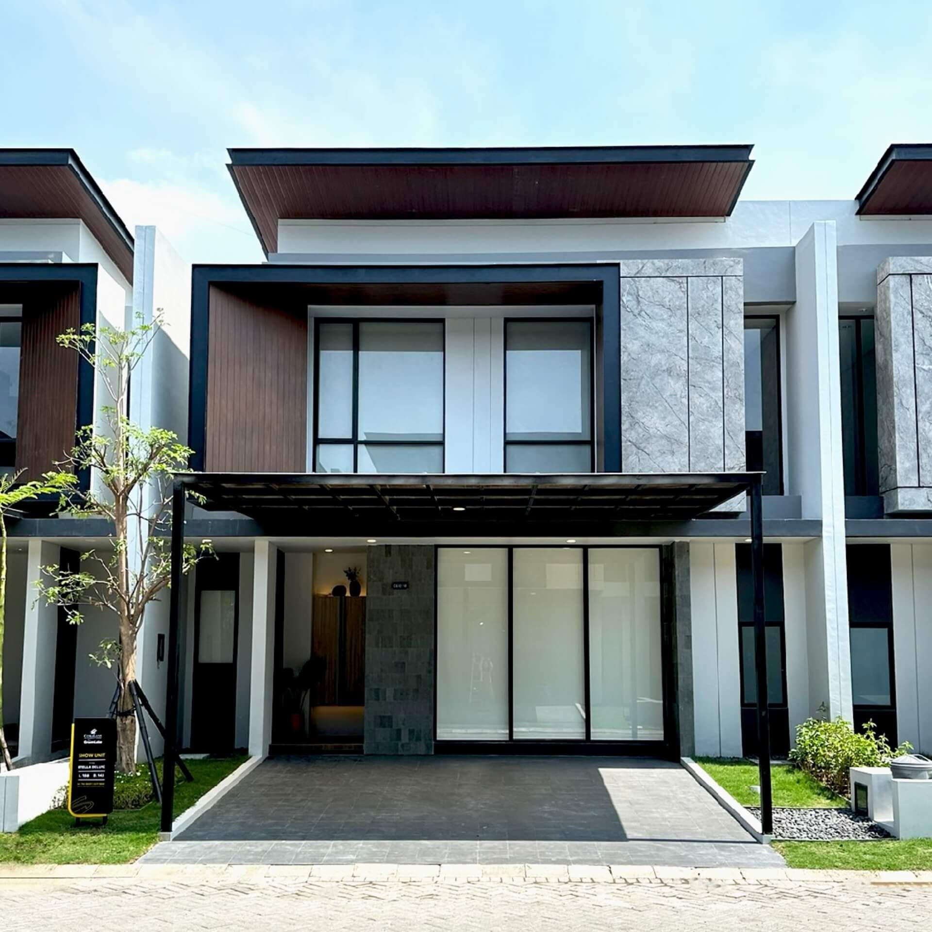 Jual Rumah Baru Premium Mewah Citraland The Greenlake Surabaya Barat - Image 1