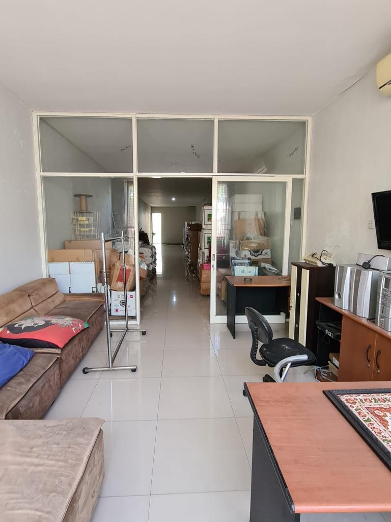 Dijual Ruko Strategis di Jalan Kutai Pusat Kota Surabaya - Thumbnail 4