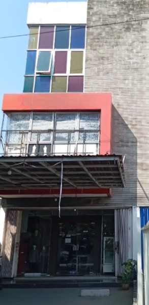 Dijual Cepat Ruko Strategis di Jalan Raya Menganti Surabaya Barat - Image 1