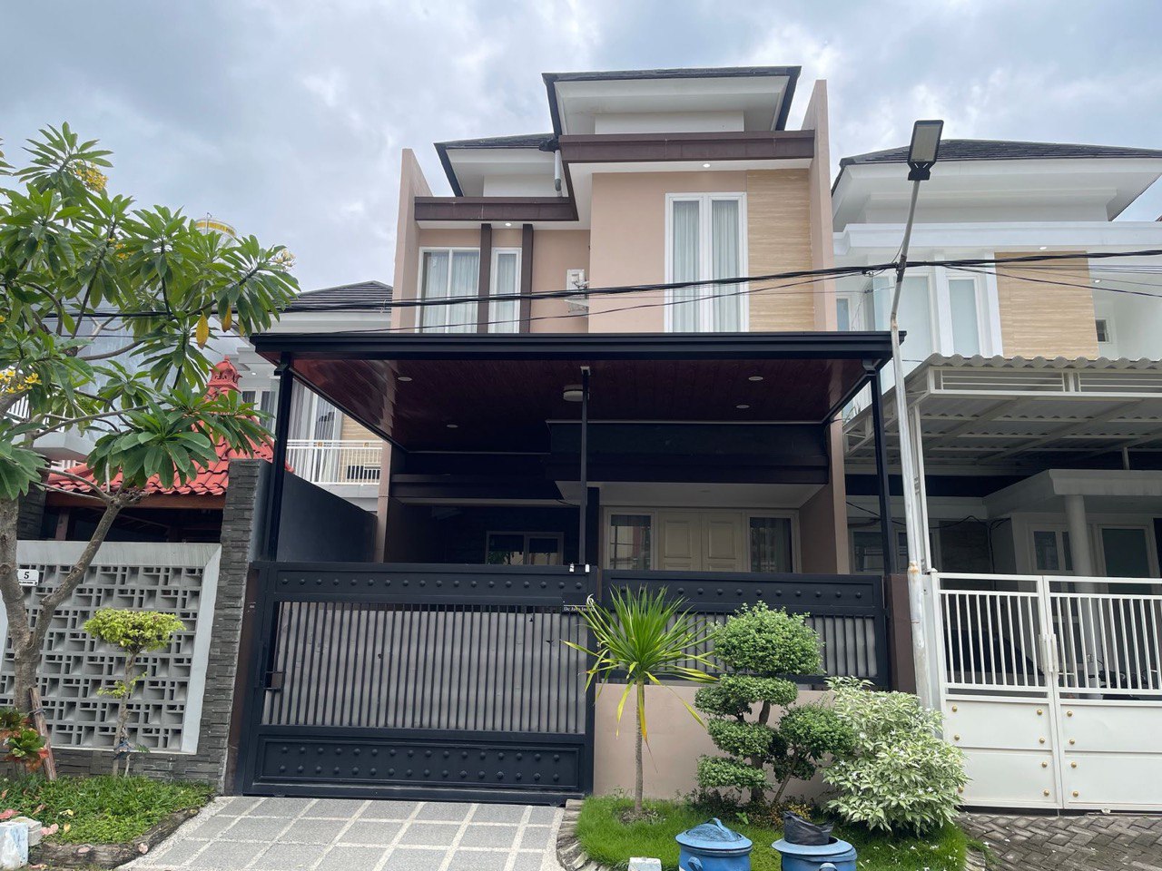 Dijual Rumah Lelang di De Java Inside, Sambikerep Surabaya Barat - Image 1
