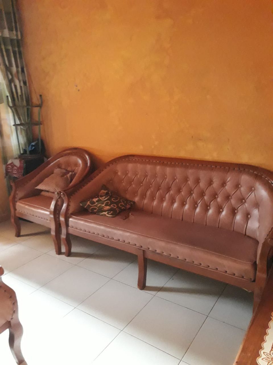 Dijual Rumah Siap Huni Strategis di Jalan Kalilom Lor Timur Surabaya Utara - Thumbnail 2