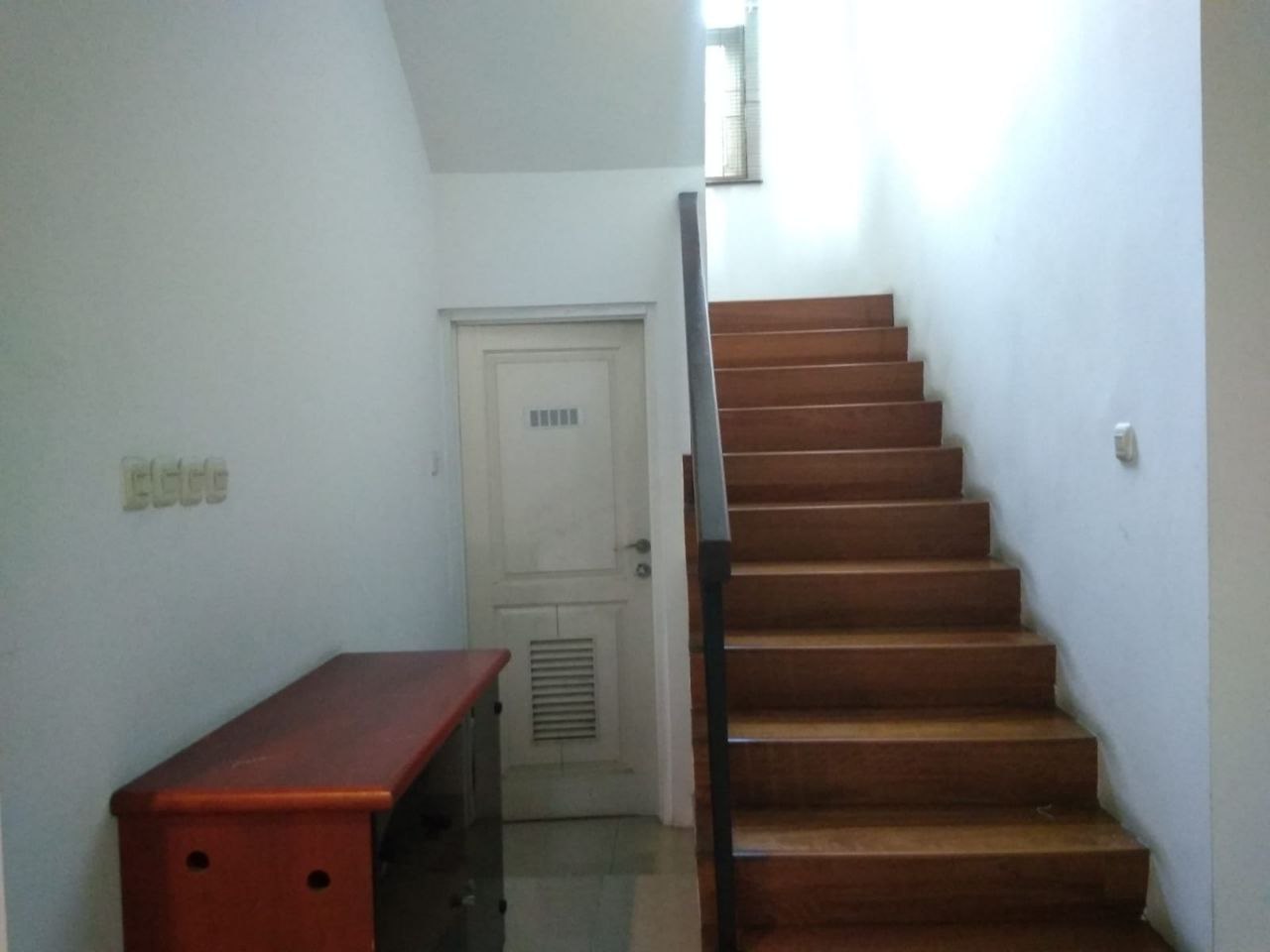 Dijual Rumah 2 Lantai Luas Nyaman di Kawasan Premium Citragrand Cibubur Central Garden Bekasi - Thumbnail 3