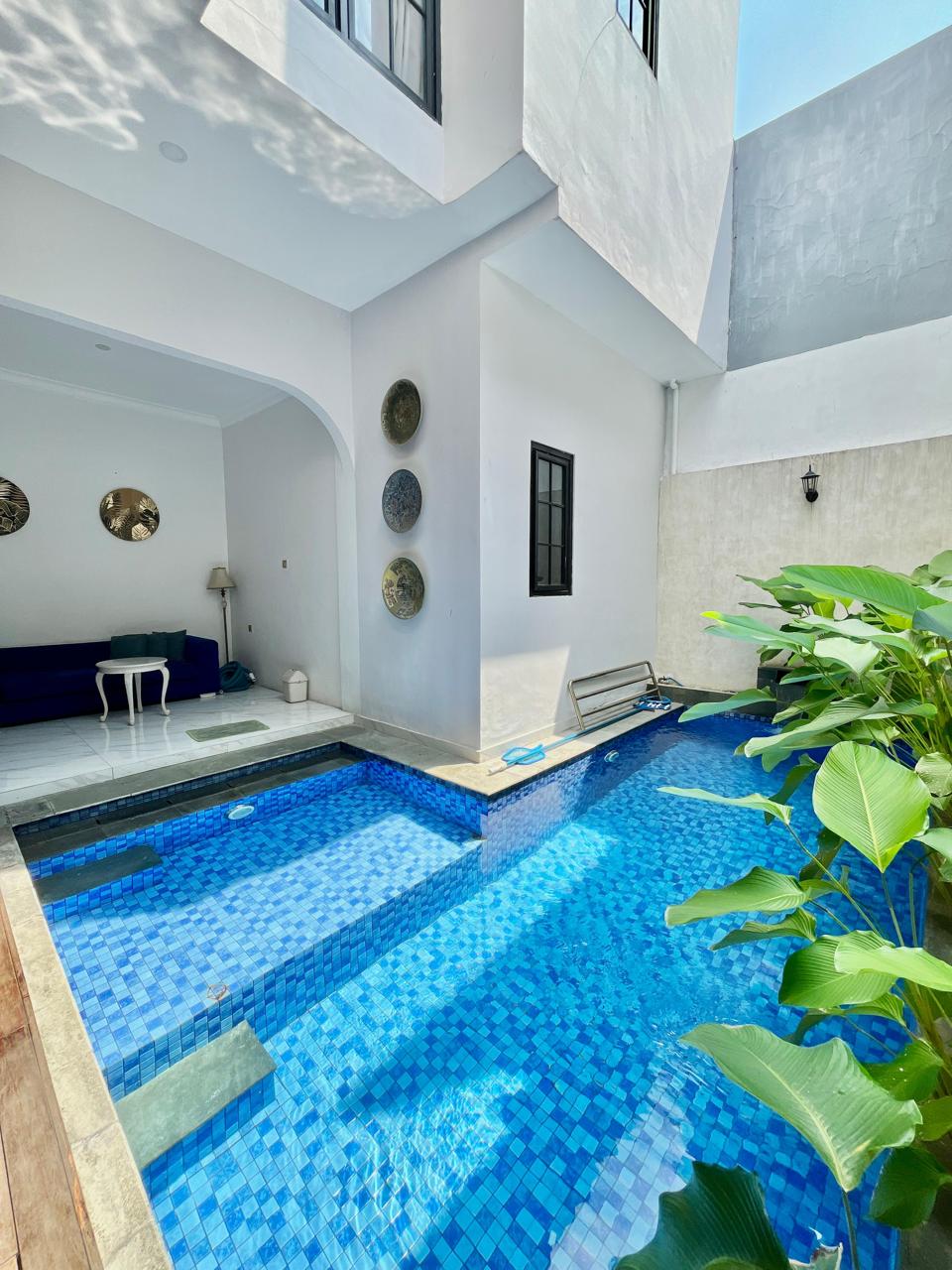 Dijual Rumah Mewah Lokasi Premium Taman Puspa Raya Citraland Surabaya Barat - Thumbnail 2