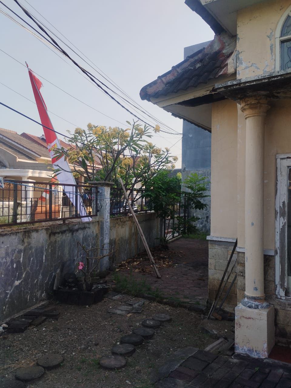Dijual Rumah Nyaman di Kawasan Taman Hedona Regency Buduran Sidoarjo - Thumbnail 3