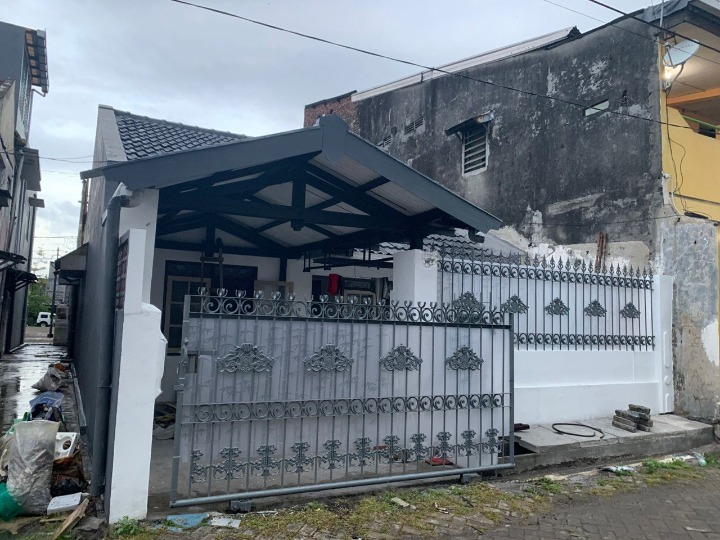 Dijual Rumah di Kawasan Strategis Pondok Tjandra Jalan Mangga Sidoarjo - Image 1