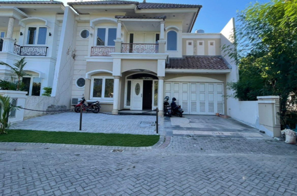 Dijual Lelang Rumah Mewah Lokasi Strategis di Darmo Green Garden Surabaya Barat - Image 1