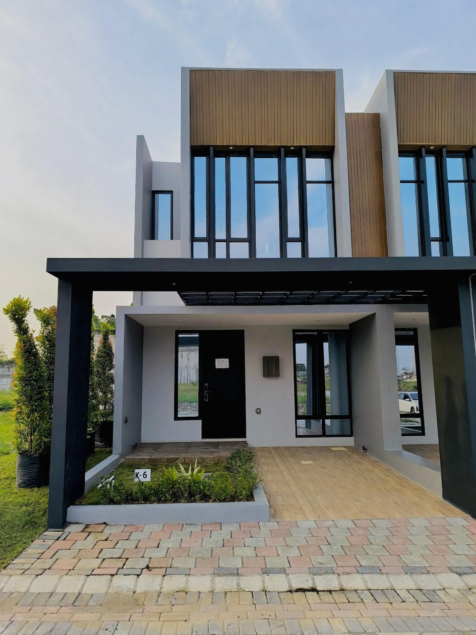 Dijual Rumah Baru Minimalis di Darmo Graha Residence, Surabaya Barat - Image 1