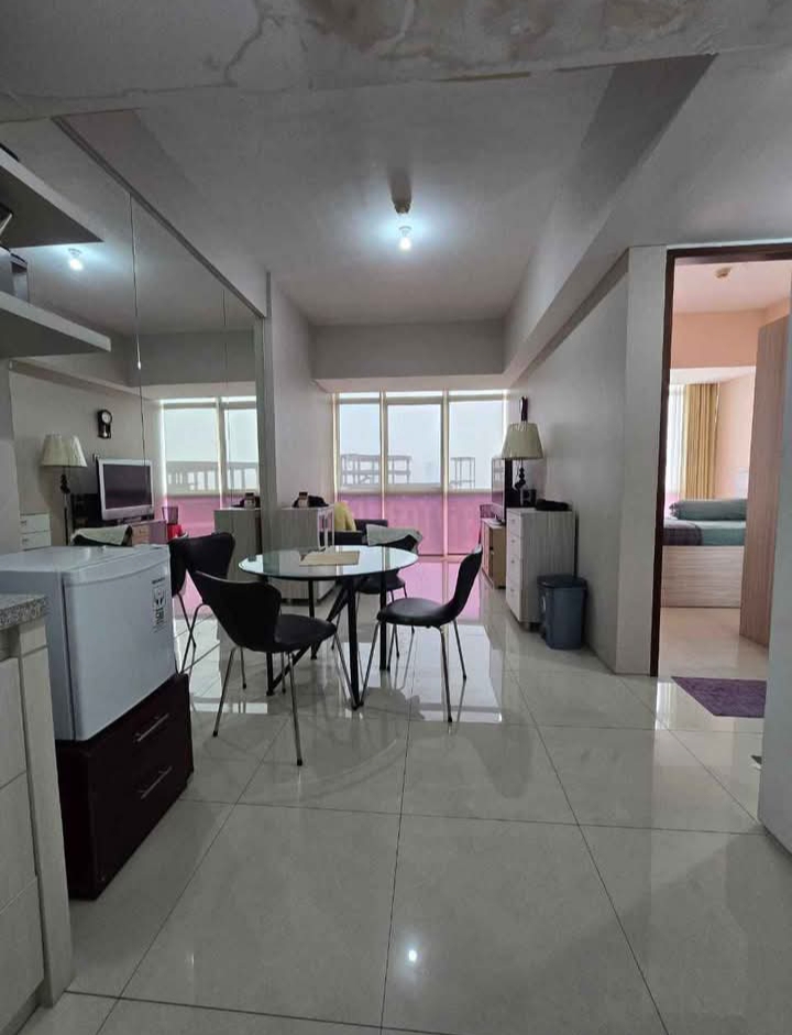 Dijual Apartemen Mewah Full Furnish di The Linden Marvel City, Wonokromo Surabaya - Image 1