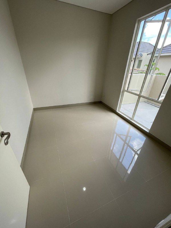 Dijual Rumah Gress Modern di Citraland The GreenLake Surabaya Barat - Thumbnail 2