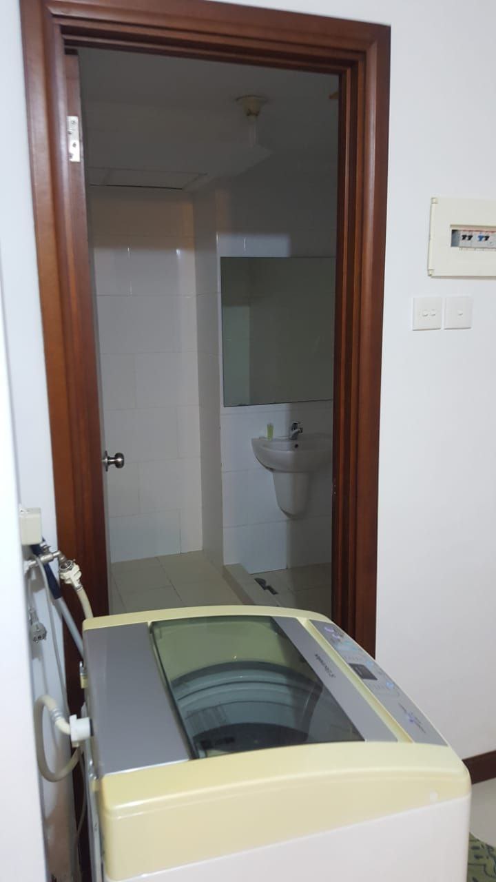 Dijual Murah Unit Apartemen Furnish di Waterplace Surabaya Barat - Thumbnail 4