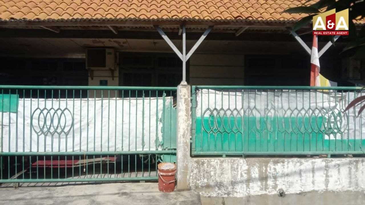 Dijual Rumah Luas Lokasi Strategis di Pradah Permai Surabaya Selatan - Image 1