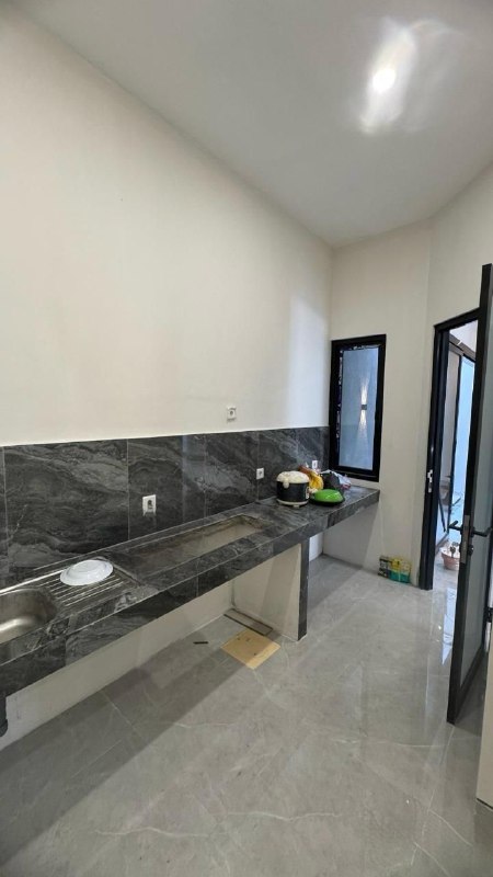 Dijual Rumah BARU GRESS di Citraland Woodland Surabaya Barat - Image 1