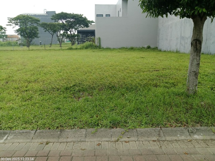 Jual Tanah Kavling di North Emerald Citraland Lokasi Premium Surabaya Barat - Image 1