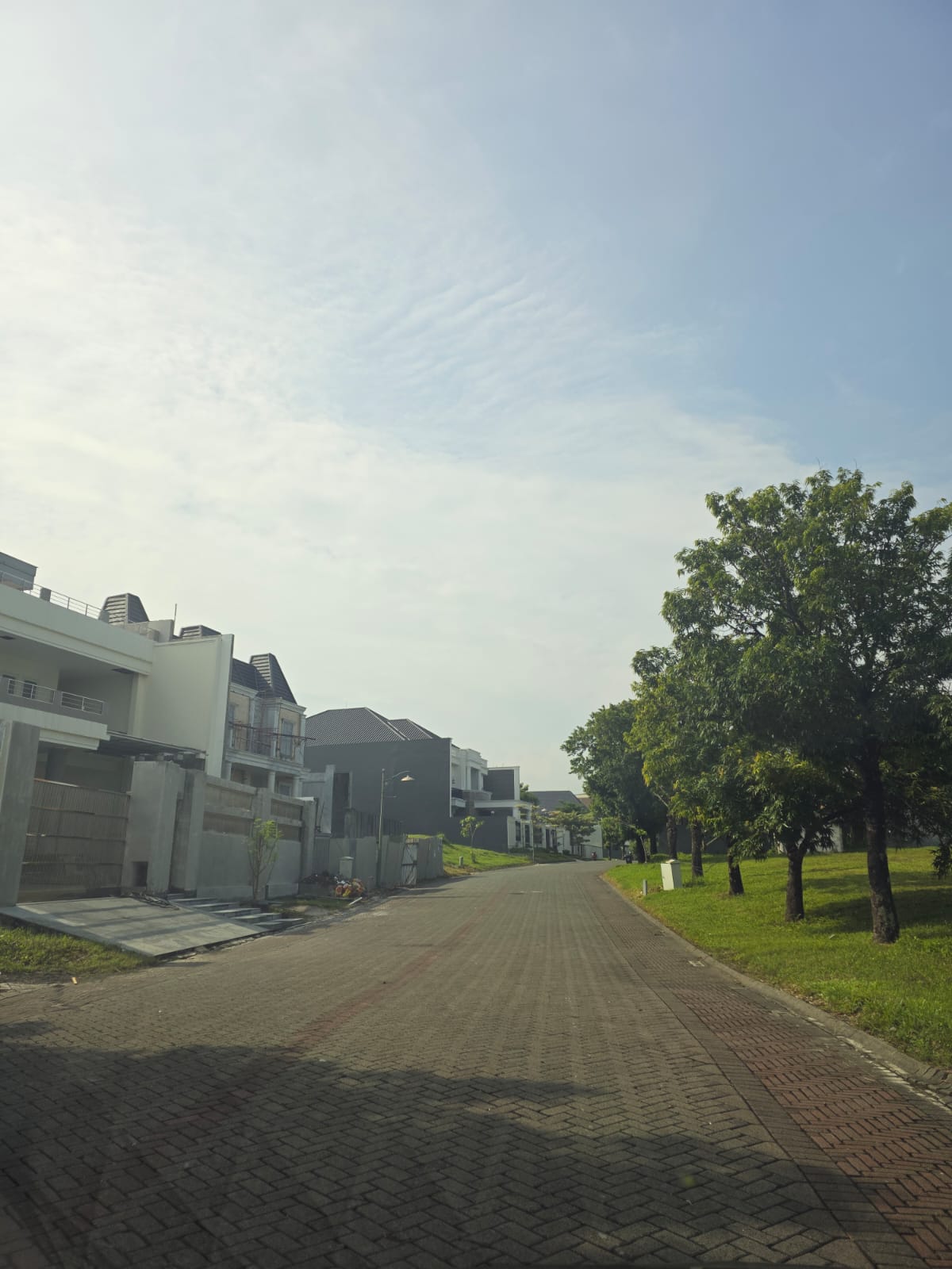 Dijual Kavling Prestisius di Teluk Golf Citraland Surabaya Barat - Thumbnail 2