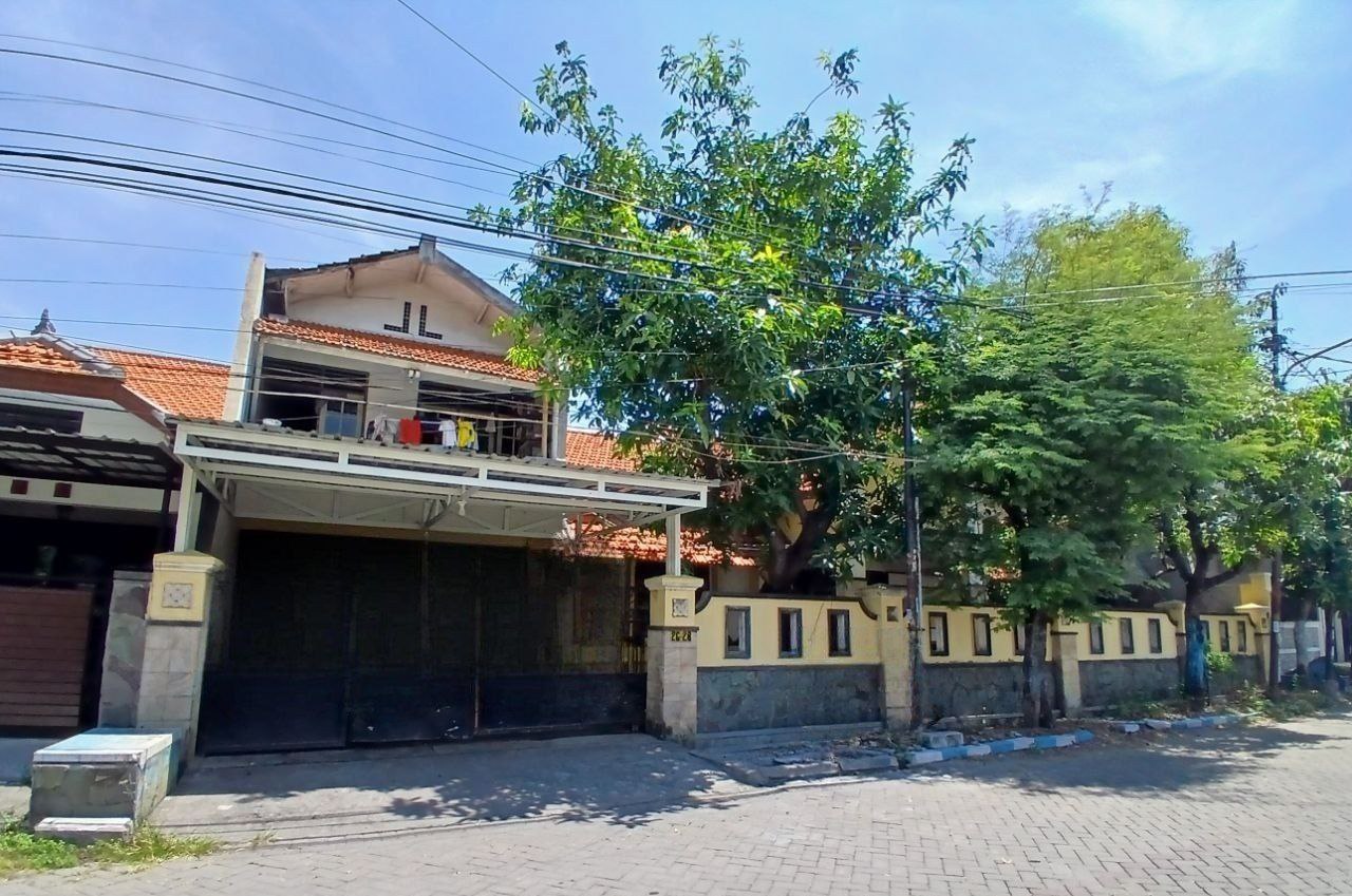 Dijual Rumah Strategis Siap Huni di Tenggilis Utara Surabaya Selatan - Image 1