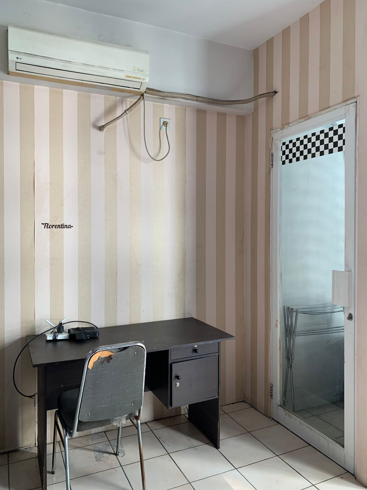 Dijual / Disewakan Apartement Metropolis Raya Tenggilis Surabaya Timur – Lantai 7 View Kolam - Thumbnail 2