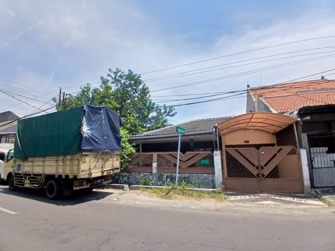 Dijual Rumah di Jl. Darmo Indah Sari – Surabaya Barat - Image 1