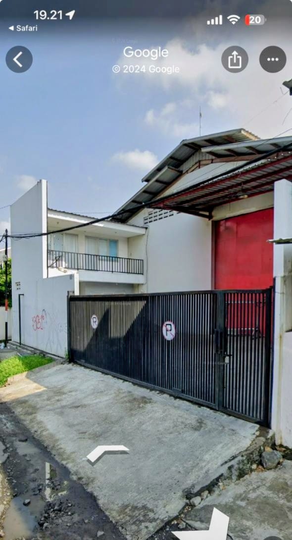 Disewakan Gudang Lokasi Strategis di Dukuh Kupang Surabaya Barat - Image 1