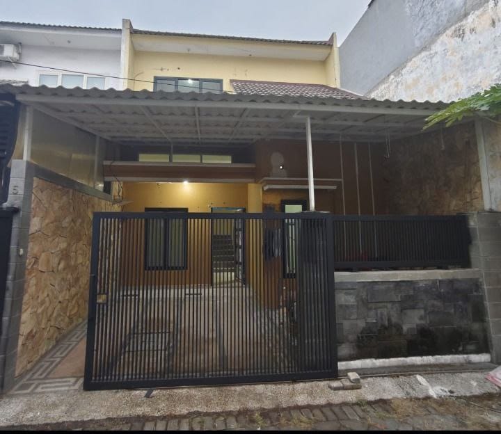 Jual Rumah 2 Lantai Siap Huni di Perum Jambangan Indah Lokasi Strategis Surabaya Selatan - Image 1
