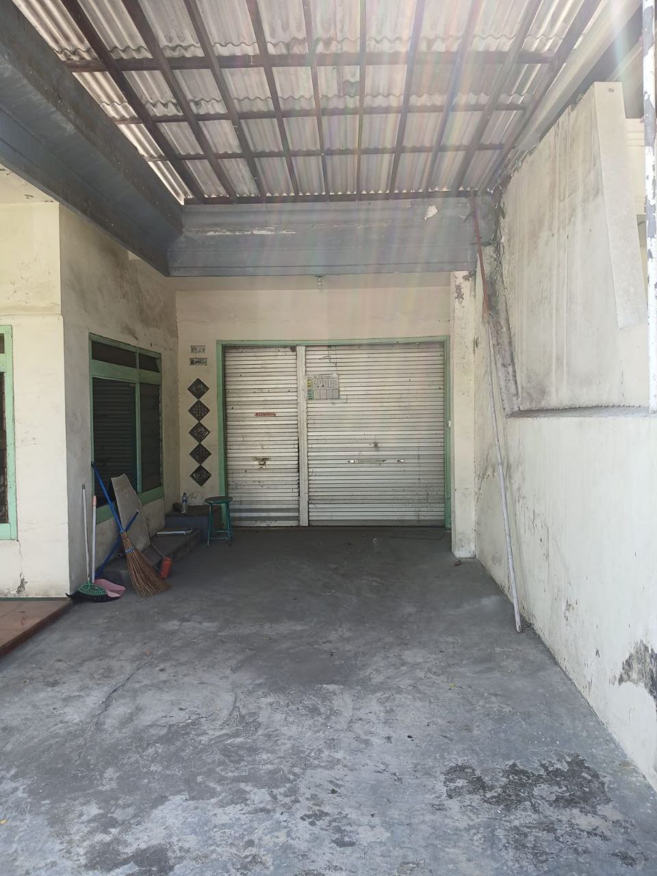 Dijual Rumah Jemur Andayani Lokasi Strategis Dekat Sekolah Petra 9 Surabaya Selatan - Thumbnail 4