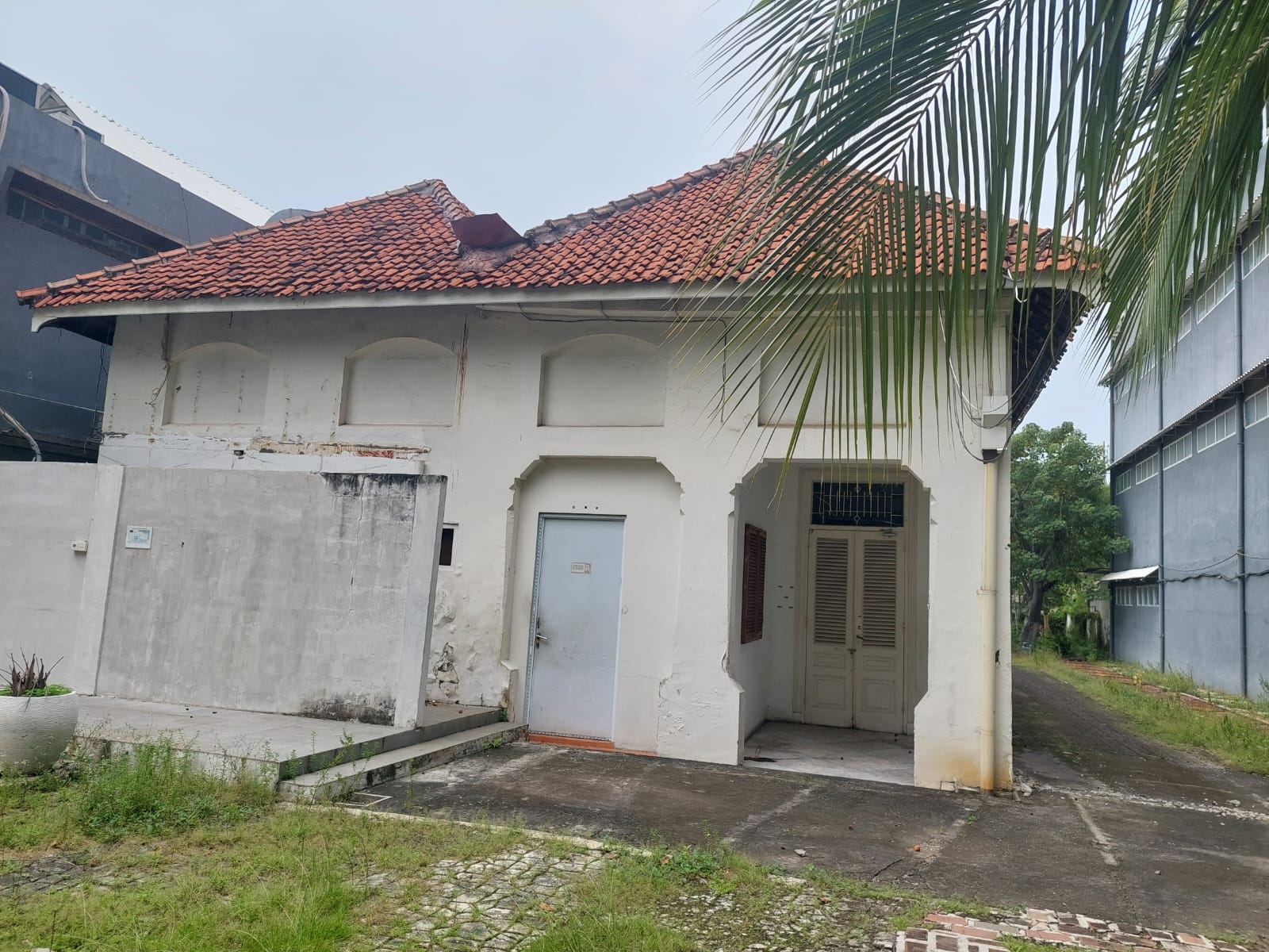 Disewakan Rumah Usaha Lokasi Strategis di Pregolan Bunder Surabaya Pusat - Thumbnail 2