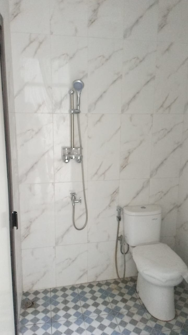 Dijual Rumah Strategis di Taman Pondok Indah Surabaya Barat - Thumbnail 3