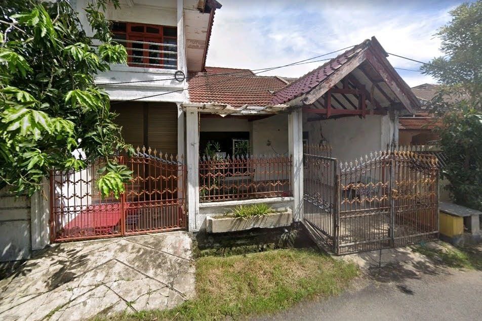 Dijual Rumah Strategis 2 Lantai di Bendul Merisi Surabaya Selatan - Image 1