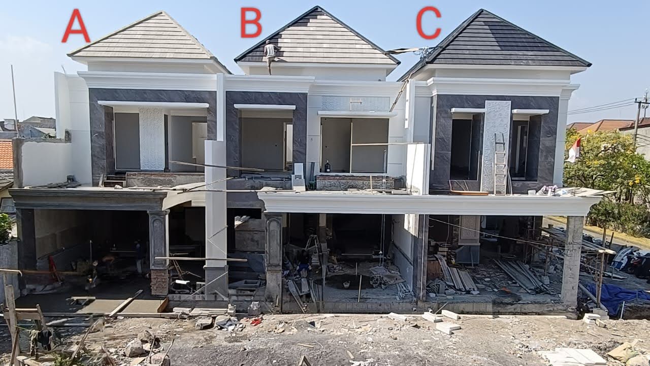 Dijual Rumah Hook Mewah Bergaya American Classic di Araya II Galaxy Bumi Permai Surabaya Timur - Image 1