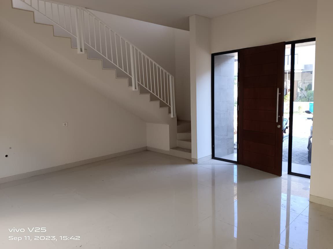 Dijual Rumah Bagus 2 Lantai di Central Park Juanda Sidoarjo - Thumbnail 6
