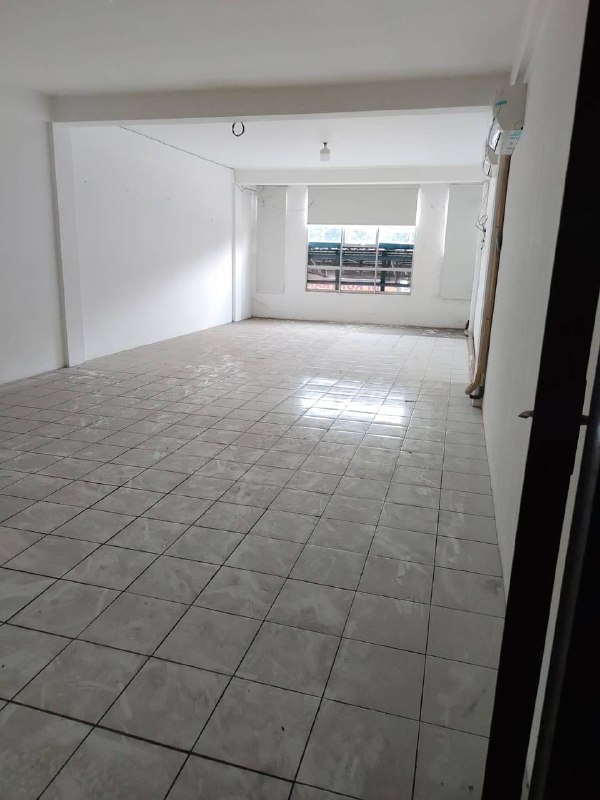 Disewakan Ruko 2 Jejer 3.5 Lantai Nol Jalan Raya Kembar Kenjeran Surabaya Utara - Thumbnail 4