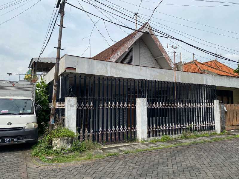Dijual Rumah Strategis di Ngagel Tama Surabaya Timur - Image 1